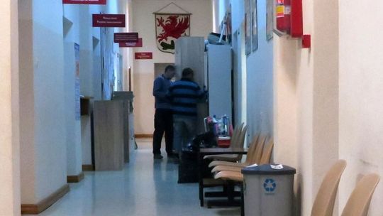 Żadna z obietnic w temacie "administracja" nie została spełniona przez burmistrza - uważa grupa przyjaciół i znajomych