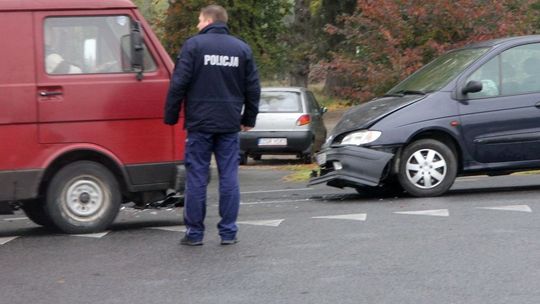 Zagapił się i wjechał mu w tył