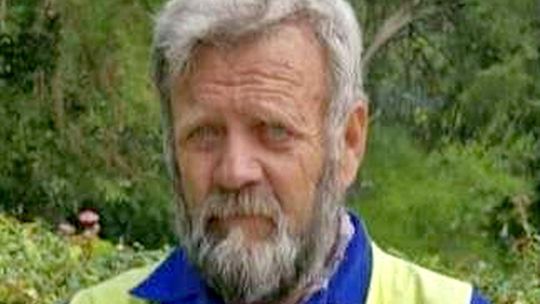 Zaginął 75-letni mężczyzna. Rodzina i policja apelują o pomoc