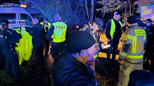 Zaginionego grzybiarza "wytropili" myśliwi. Odnaleziony po kilkunastu godzinach przed północą