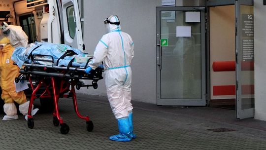 Zakażony pacjent przyszedł do izby przyjęć szpitala w Gryfinie