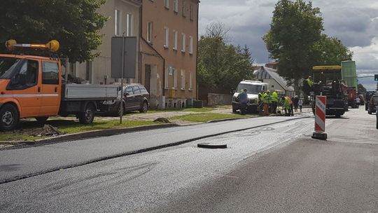 Zakorkowane Gryfino. Łatają Łużycką