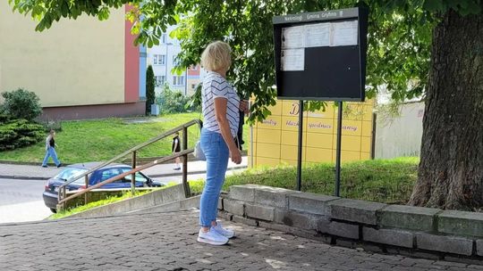 Żałoba to czas refleksji nad ulotnością życia i wartością każdej chwili Żałoba to czas refleksji nad ulotnością życia i wartością każdej chwili