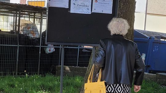 Żałoba to czas, w którym łzy stają się słowami, a milczenie mówi więcej niż tysiąc słów