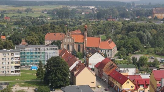 Zamiast być oświetlona, jest zakrzaczona