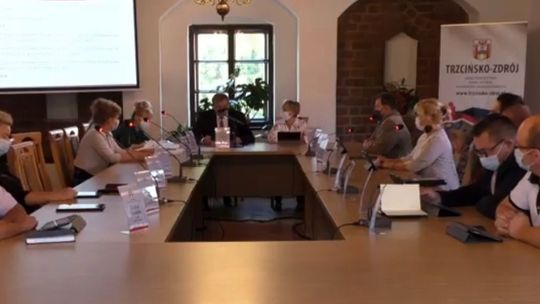 Zamierzają zlikwidować dwie szkoły. Sąd stanął po stronie gminy