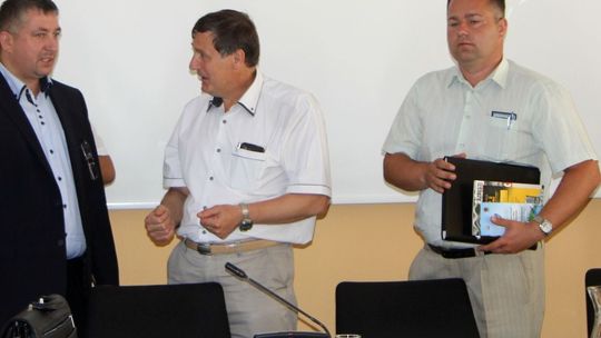 Zamieszanie spowodowane nagłą rezygnacją przewodniczącego rady