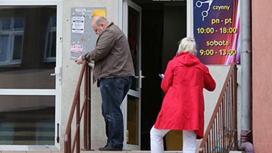 Zamkną wszystkie zakłady kosmetyczne i fryzjerskie