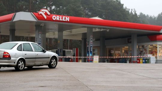 Zamknięta stacja i zawracanie na jednokierunkowej