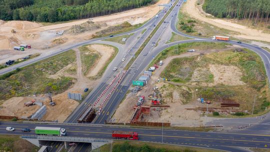 Zamknięty pas autostrady A6 w kierunku Kołbaskowa 