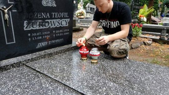 Zapal znicz w Gryfinie bohaterowi Powstania Warszawskiego 