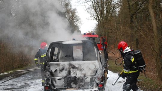 Zapalił się bus podczas jazdy