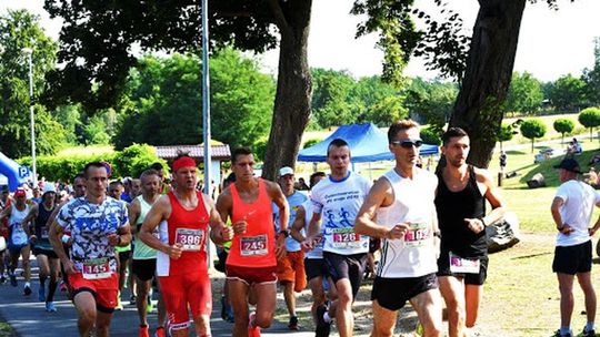 Zapisują na bieg dookoła jeziora. Ilość miejsc ograniczona