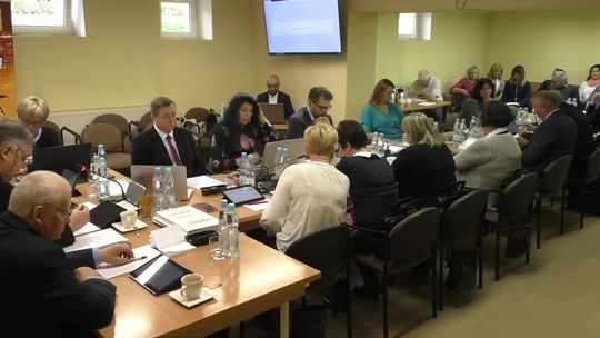 Zaplanują zmiany w budżecie i plany pracy komisji