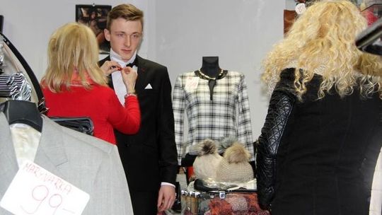 Zapraszamy po garnitury na studniówki