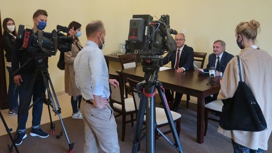 Zapytaliśmy wiceministra oświaty wprost [WIDEO]