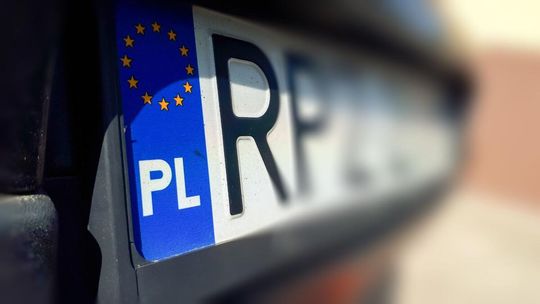 Zarejestrujesz samochód przez internet? Jeszcze w tym roku to możliwe