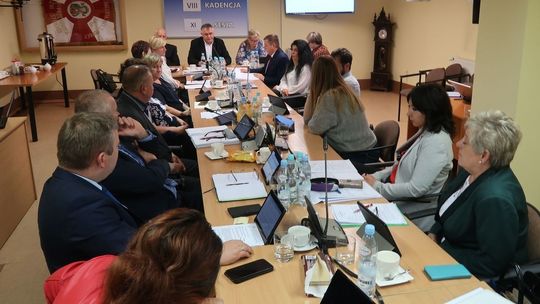 Zarządzanie sesjami nadzwyczajnymi