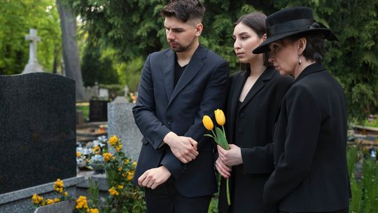 Wyższy zasiłek pogrzebowy i mniej biurokracji. Zakład pogrzebowy sam złoży za ciebie wniosek do ZUS