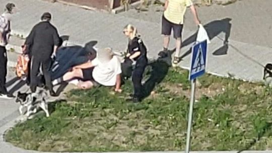 Zasłabł w pobliżu sklepu Zasłabł w pobliżu sklepu