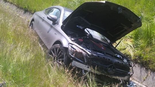 Zasłabła za kierownicą mercedesa klasy C? Zasłabła za kierownicą mercedesa klasy C?