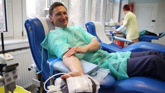 Zasłużony honorowy dawca krwi