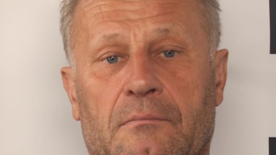 Zastrzelił młode małżeństwo. Policja poszukuje domniemanego sprawcy