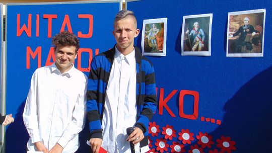 Zatańczyli poloneza [WIDEO]