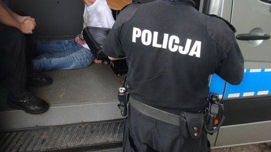 Zatrzymali go, bo miał przy sobie amfetaminę. Co chciał z nią zrobić?