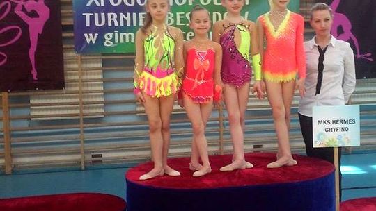 Zawodniczki Hermesa turniej Beskidów