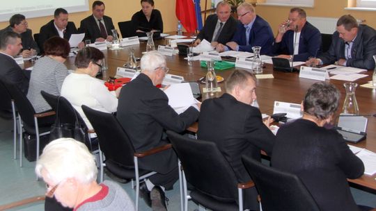 Zbiorą się w samo południe