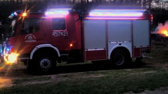 Zdążyli się ewakuować. Jedna osoba trafiła do szpitala Zdążyli się ewakuować. Jedna osoba trafiła do szpitala