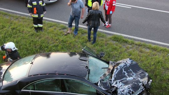 Zderzenie samochodu z opryskiwaczem