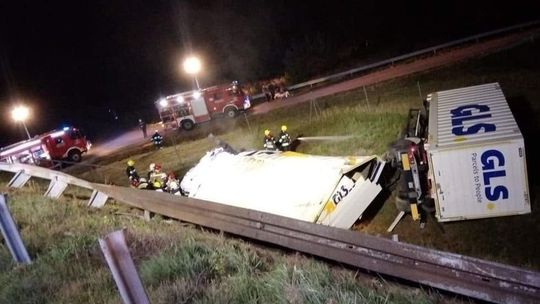 Zderzyły się dwie ciężarówki [ZDJĘCIA]