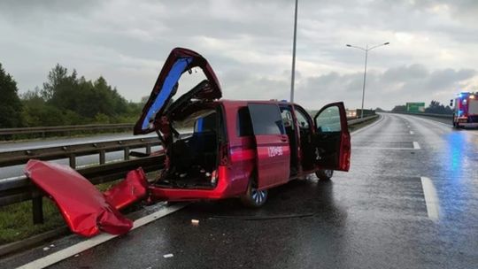 Zginął strażak jadący z akcji, a dwóch jego kolegów w szpitalu