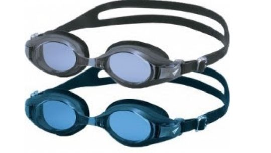 Zgubiono okularki korekcyjne do pływania dla dziecka. Pomóżmy je odnaleźć 