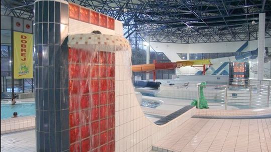 Zimna woda w prysznicach i niedziałająca winda. CW Laguna tłumaczy przyczyny awarii