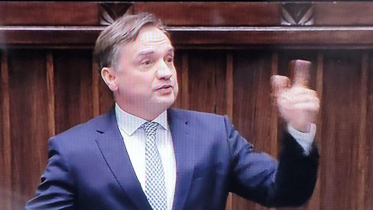 Ziobryści z powiatu w niepewności. Czy mają się o co martwić?