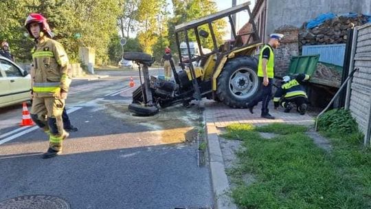 Złamał się ciągnik [ZDJĘCIA]