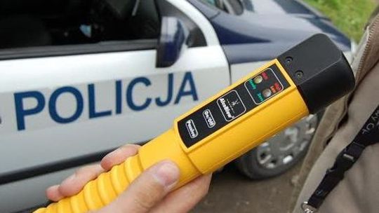 Złapali nietrzeźwego motorowerzystę