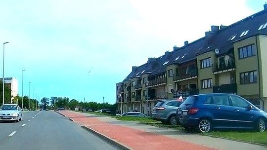 Żle parkują, a straż nie reaguje - czytelnik pyta