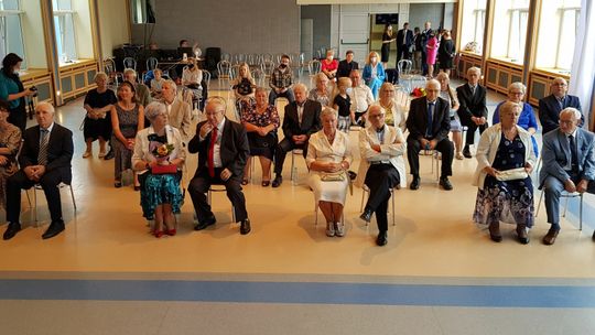 Złote gody pięknych pań i przystojnych panów