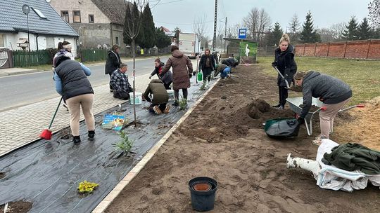 Złoty Kłos sieje dobro. Miejscowość rozkwita dzięki wspólnemu działaniu Złoty Kłos sieje dobro. Miejscowość rozkwita dzięki wspólnemu działaniu
