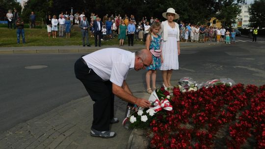 Złożyli hołd powstańcom [fotorelacja z Gryfina]