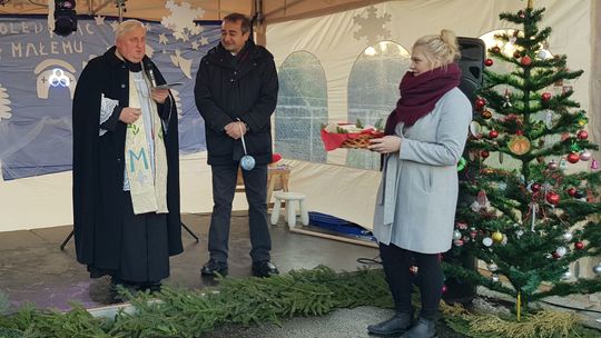Złożyli sobie życzenia i zasiedli do wspólnej wieczerzy. Gminna wigilia