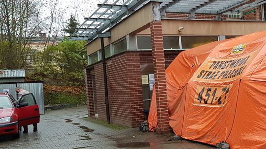 Zmarł kolejny pacjent. Jednak ozdrowieńcy też wychodzą z naszego szpitala