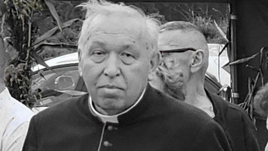 Zmarł ksiądz kanonik Robert Gołębiowski