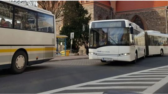 Zmiany w kursowaniu autobusów. Władze Gryfina ogłosiły je w ostatniej chwili Zmiany w kursowaniu autobusów. Władze Gryfina ogłosiły je w ostatniej chwili