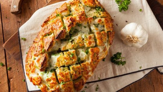 Znajdź chwilę na nietypowe święto –  kulinarne inspiracje na Światowy Dzień Chleba