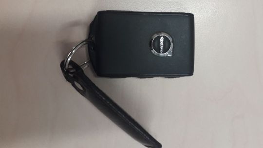 Znaleziono klucz koło garaży. Kto jest właścicielem? Znaleziono klucz koło garaży. Kto jest właścicielem?